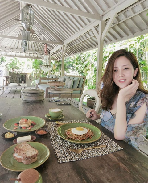 Em gái Ông Cao Thắng gần 30 mà vẫn trẻ xinh, thảnh thơi tận hưởng cuộc sống độc thân sang chảnh